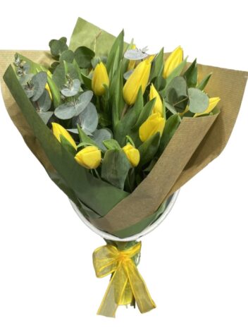 11 Yellow Tulip Bouquet